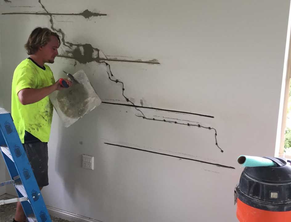 Repair_Crack-Stitch2_masonary-wall